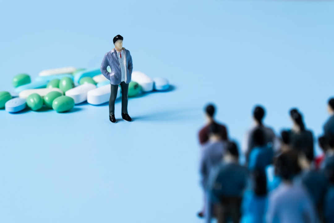 固定资产标签软件如何选？2024年企业级部署与条码打印兼容性实测解析